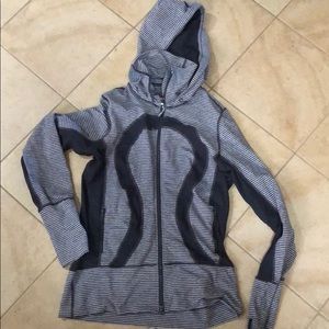 Lululemon zip up